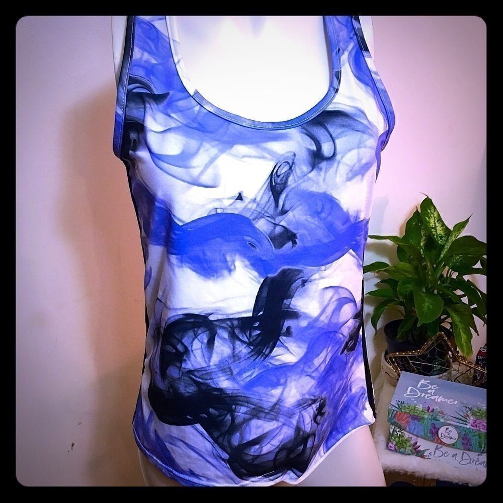 True Rock Active Tank‎